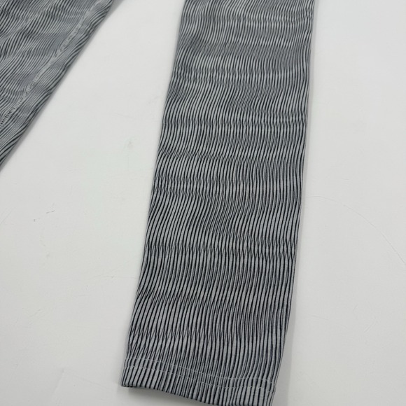 Nike Dri-FIT Black‎ White Stripe Athletic Leggings Women's Size M - Picture 3 of 9